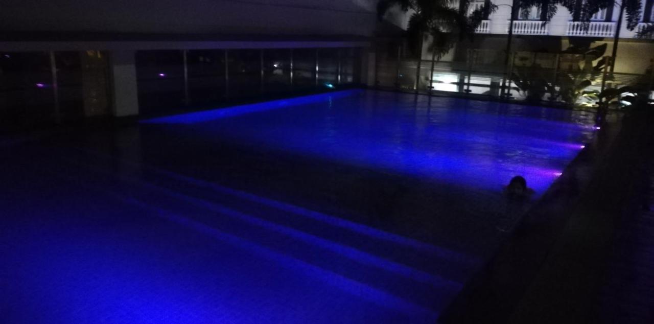 Sibarian Condo Unit C1 10Th Floor Pasay Exteriör bild